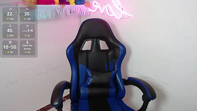 littlee red online show from 11-07-25, 08:46