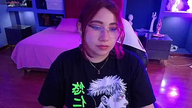 littlee red online show from 02-08-26, 09:01