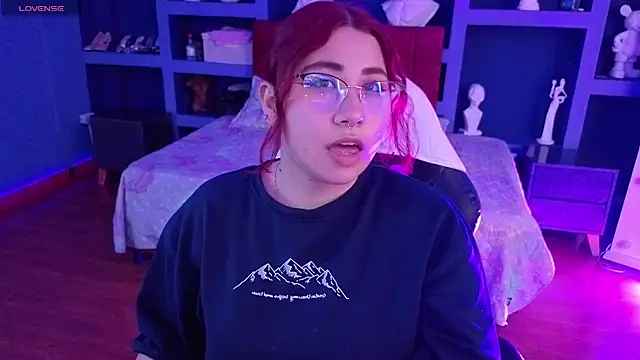 littlee red online show from 01-17-26, 09:07