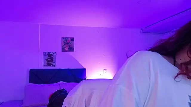 littlee red online show from 02-03-26, 02:53