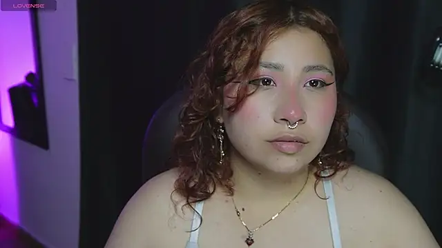 littlee red online show from 04-17-26, 08:44