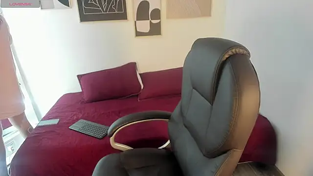 littlee red online show from 01-08-26, 09:10