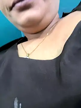 Snapshot of heenashai chatting on 11-01-25, 10:20 heenashai online show from 11-01-25, 10:20