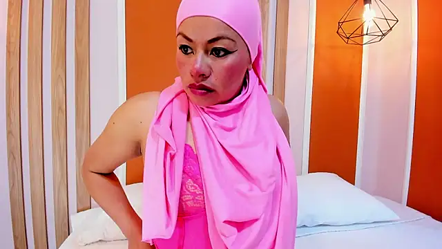 SophiaBeckerr online show from 01-06-26, 06:45