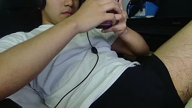 SiyunJae online show from 12-19-25, 01:09