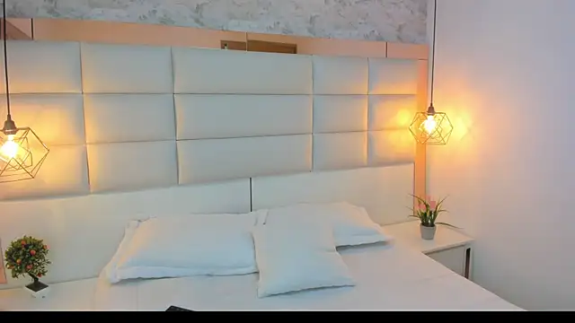 Sofia clk online show from 04-23-26, 03:35