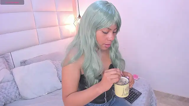 Sofia clk online show from 02-19-26, 03:03