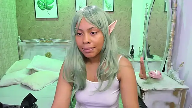 Sofia clk online show from 12-18-25, 03:11