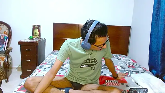 DavTwink3100 online show from 12-19-25, 10:45