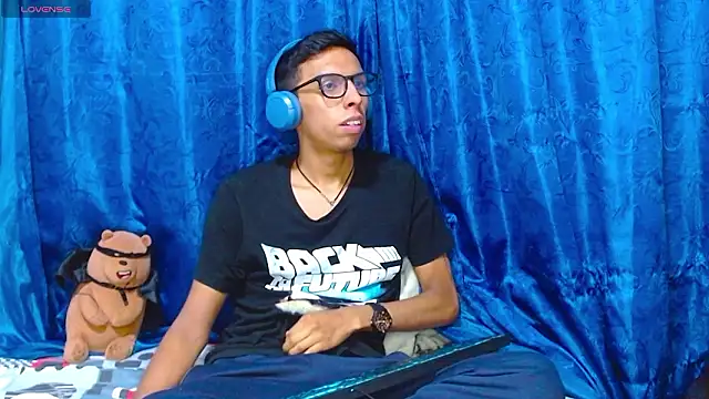 DavTwink3100 online show from 03-03-26, 02:18