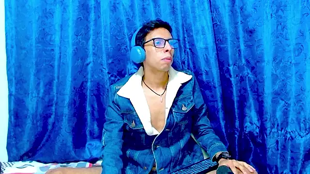 DavTwink3100 online show from 02-10-26, 01:59