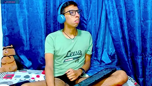 DavTwink3100 online show from 03-13-26, 01:54