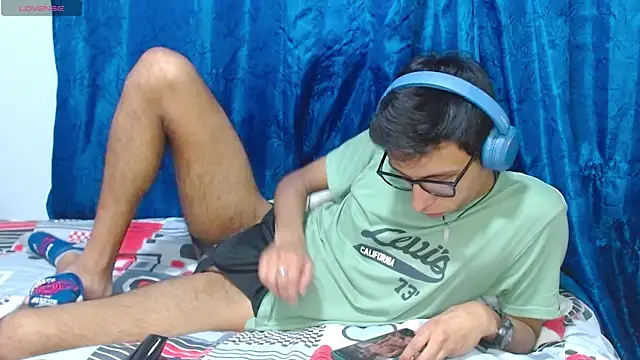 DavTwink3100 online show from 04-11-26, 01:24