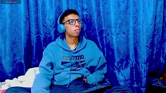 DavTwink3100 online show from 02-23-26, 02:02