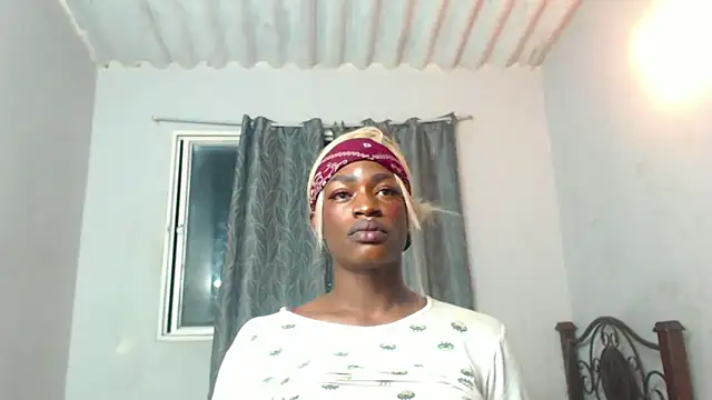 TheXEbonyxxx online show from 12-17-25, 04:28