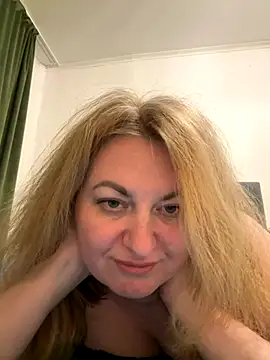 Amelia-Diamond online show from 11-26-25, 09:59