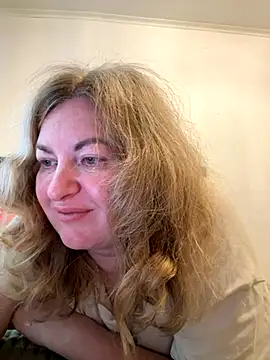 Amelia-Diamond online show from 11-30-25, 09:43