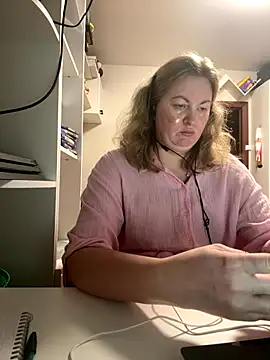 Amelia-Diamond online show from 12-16-25, 12:53