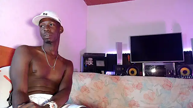 Snapshot of Black_Paradice chatting on 11-06-25, 06:50 Black Paradice online show from 11-06-25, 06:50