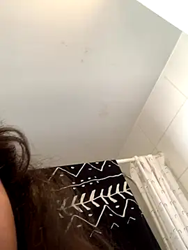 itsbbysaeko online show from 10-20-25, 07:47