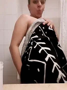 itsbbysaeko online show from 10-26-25, 10:54