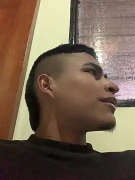 Emiliano Reyes online show from 07-21-26, 04:14
