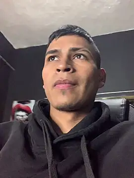 Emiliano Reyes online show from 05-29-26, 02:50