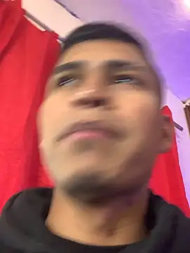 Emiliano Reyes online show from 07-17-26, 02:42