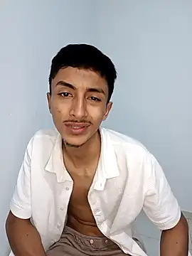Snapshot of Iam_Delirio chatting on 10-21-25, 04:34 Iam Delirio online show from 10-21-25, 04:34