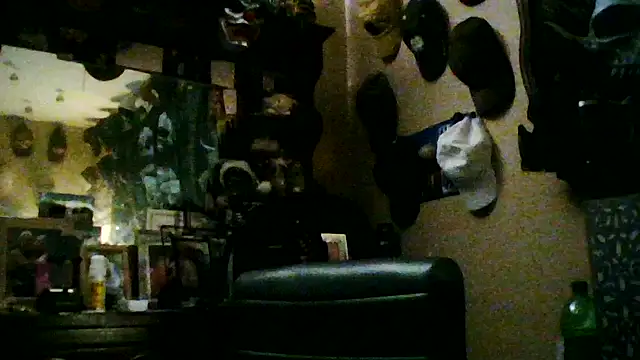 Snapshot of bigdaddyrooster chatting on 02-13-26, 06:13 bigdaddyrooster online show from 02-13-26, 06:13