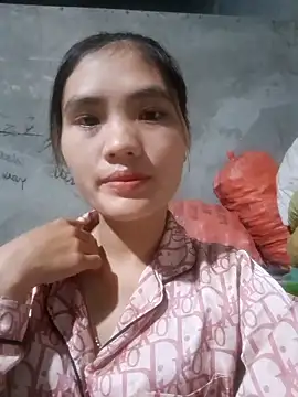 Snapshot of mira-show chatting on 10-24-25, 11:26 mira-show online show from 10-24-25, 11:26