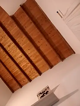 valeriahornier online show from 04-16-26, 03:40