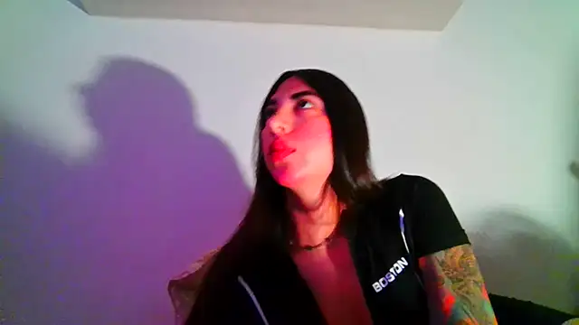 valeriahornier online show from 07-14-26, 11:33