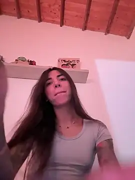 valeriahornier online show from 03-11-26, 01:10