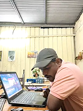 RNlov online show from 11-18-25, 01:03