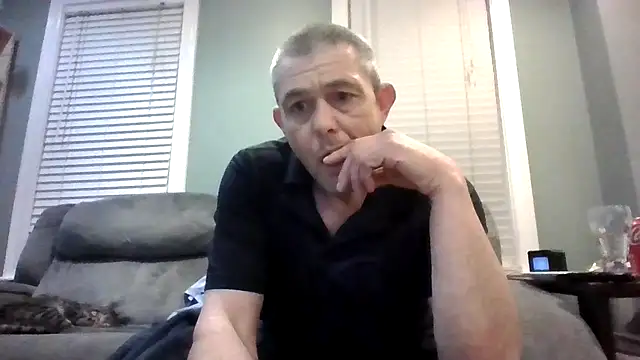 Snapshot of burby79 chatting on 04-04-26, 05:25 burby79 online show from 04-04-26, 05:25