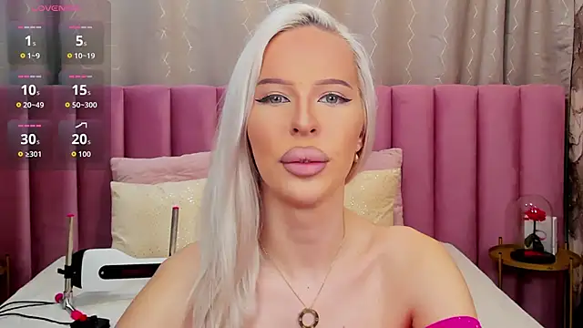 KailaCrystall online show from 12-17-25, 01:21