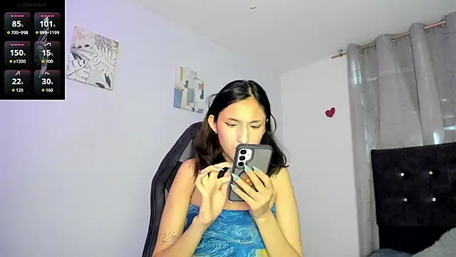 Snapshot of princess_foxxy chatting on 02-18-26, 09:33 princess foxxy online show from 02-18-26, 09:33