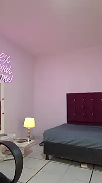 Snapshot of princess_foxxy chatting on 11-10-25, 12:26 princess foxxy online show from 11-10-25, 12:26