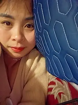 Squirrel-Pear online show from 01-11-26, 02:46