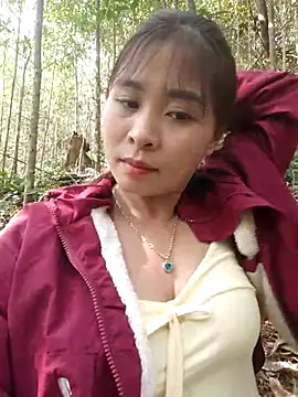 Squirrel-Pear online show from 01-12-26, 05:36