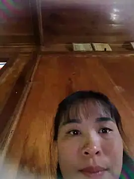 Squirrel-Pear online show from 10-26-25, 03:18