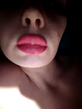 Loveyoudearxq online show from 11-16-25, 05:39