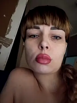 Snapshot of Loveyoudearxq chatting on 02-06-26, 04:14 Loveyoudearxq online show from 02-06-26, 04:14