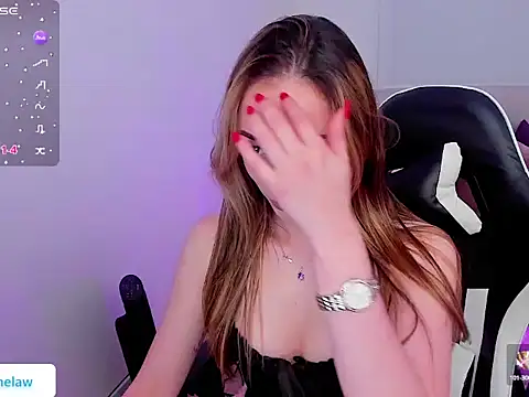 Anthonelaa 444 online show from 10-28-25, 01:28