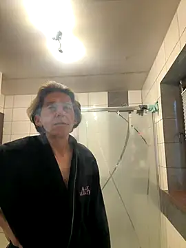 kon77777 online show from 10-25-25, 05:17