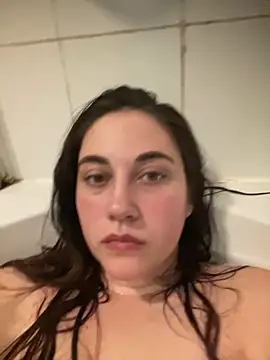 Snapshot of YourFrenchFeliciexo chatting on 10-28-25, 09:14 YourFrenchFeliciexo online show from 10-28-25, 09:14