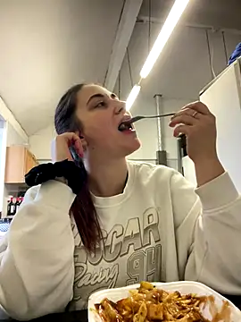 Snapshot of YourFrenchFeliciexo chatting on 11-29-25, 02:17 YourFrenchFeliciexo online show from 11-29-25, 02:17