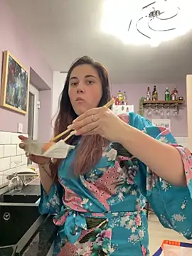 Snapshot of YourFrenchFeliciexo chatting on 10-24-25, 08:30 YourFrenchFeliciexo online show from 10-24-25, 08:30