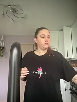 Snapshot of YourFrenchFeliciexo chatting on 11-03-25, 02:53 YourFrenchFeliciexo online show from 11-03-25, 02:53